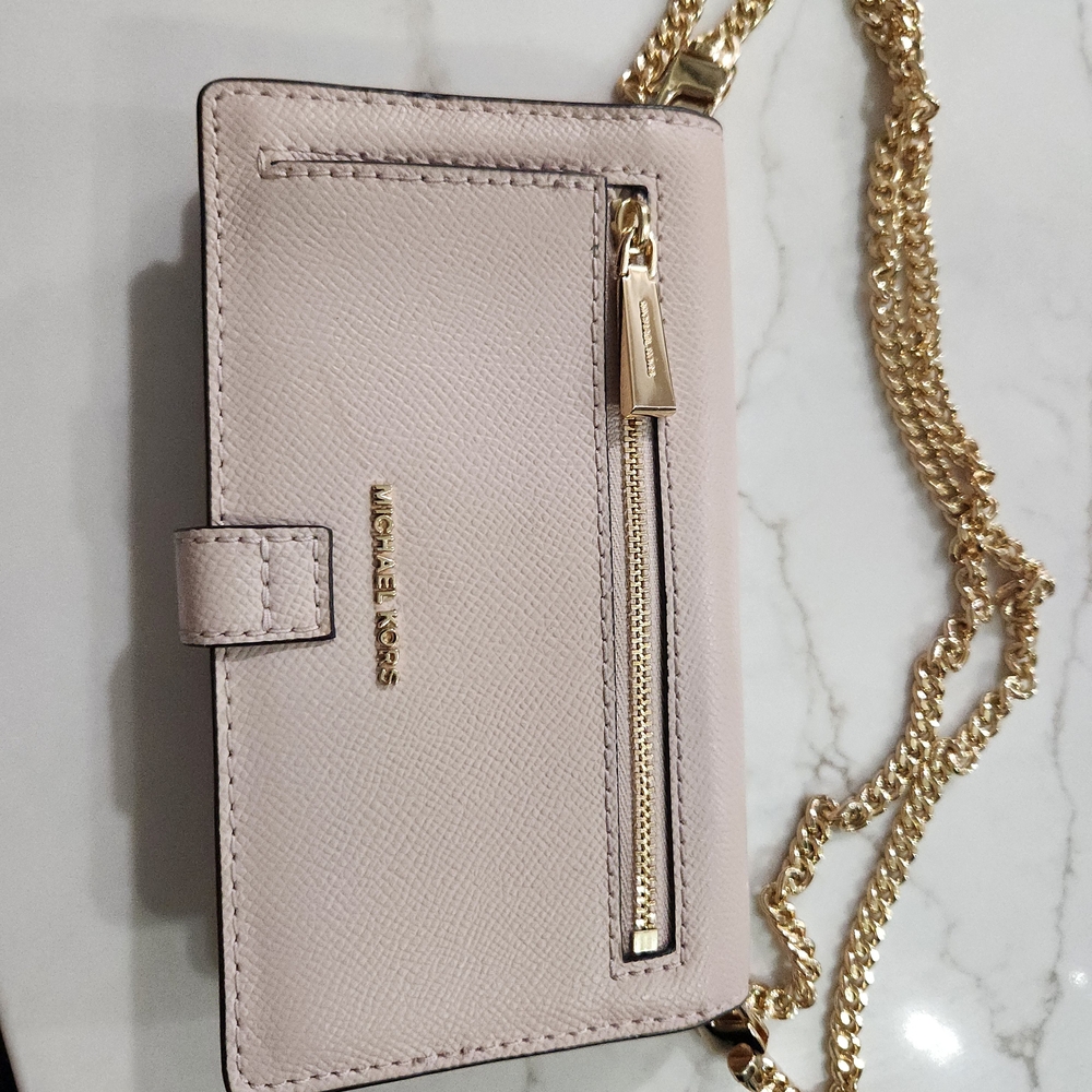 Michael Kors Light Pink Crossbody Wallet